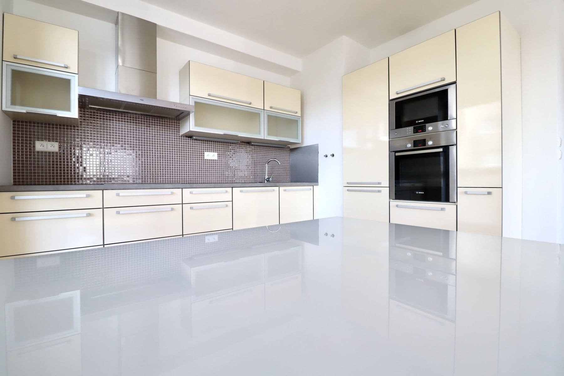 1 bedroom with open-plan kitchen flat to rent, 67 m², Přeučilova, Prague, Prague 1 bedroom with open-plan kitchen flat to rent, 67 m², Přeučilova, Prague, Prague