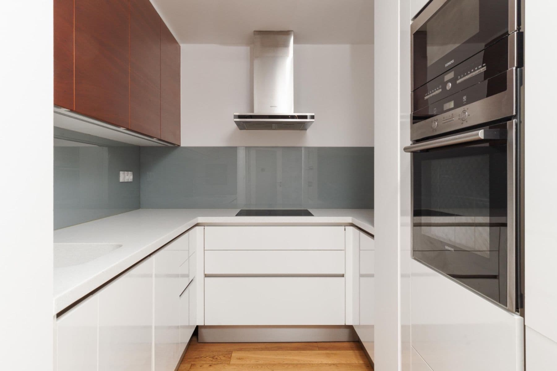 1 bedroom with open-plan kitchen flat to rent, 60 m², Šafaříkovy sady, Plzeň, Plzeňský Region 1 bedroom with open-plan kitchen flat to rent, 60 m², Šafaříkovy sady, Plzeň, Plzeňský Region