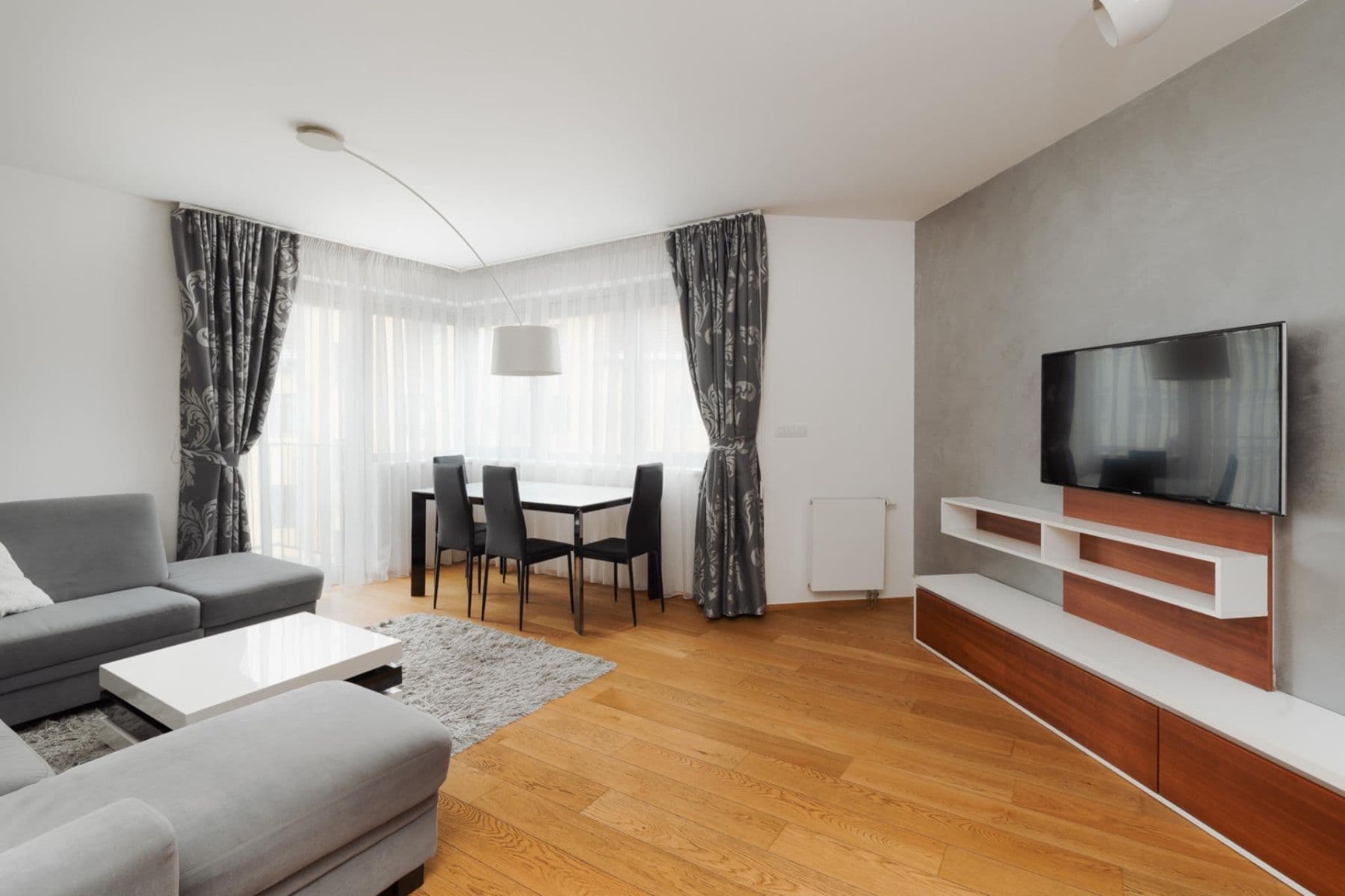 1 bedroom with open-plan kitchen flat to rent, 60 m², Šafaříkovy sady, Plzeň, Plzeňský Region 1 bedroom with open-plan kitchen flat to rent, 60 m², Šafaříkovy sady, Plzeň, Plzeňský Region