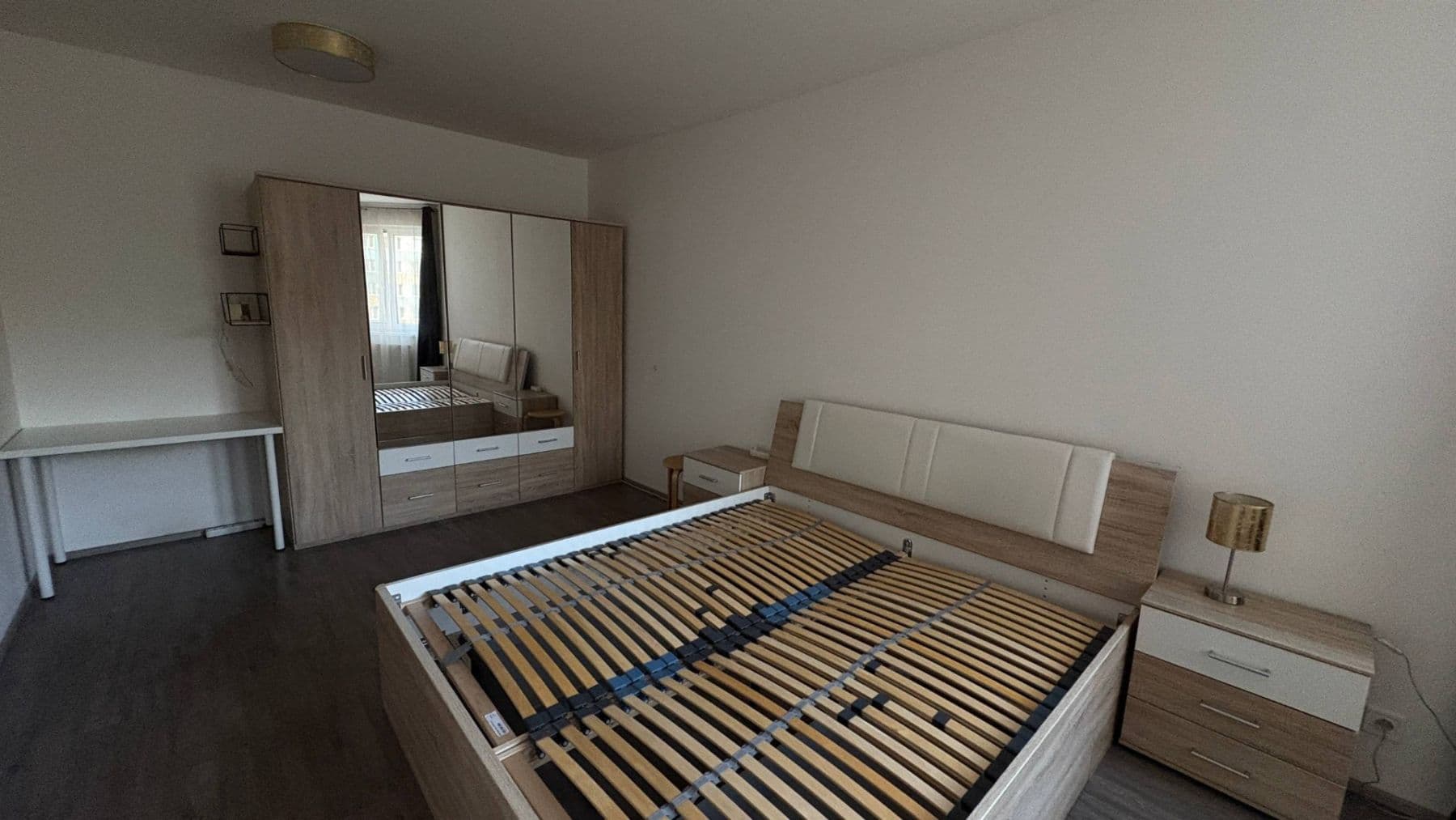 1 bedroom with open-plan kitchen flat to rent, 59 m², Zdiměřická, Prague, Prague 1 bedroom with open-plan kitchen flat to rent, 59 m², Zdiměřická, Prague, Prague