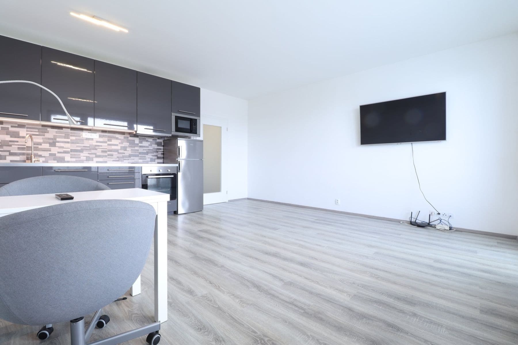 Studio flat to rent, 34 m², Modrého, Prague, Prague Studio flat to rent, 34 m², Modrého, Prague, Prague
