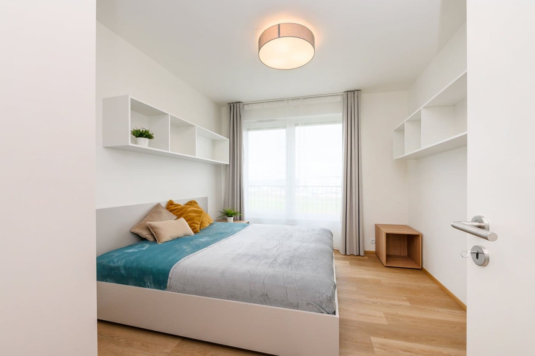 2 bedroom with open-plan kitchen flat to rent, 62 m², Františka Kováříka, Plzeň, Plzeňský Region 2 bedroom with open-plan kitchen flat to rent, 62 m², Františka Kováříka, Plzeň, Plzeňský Region