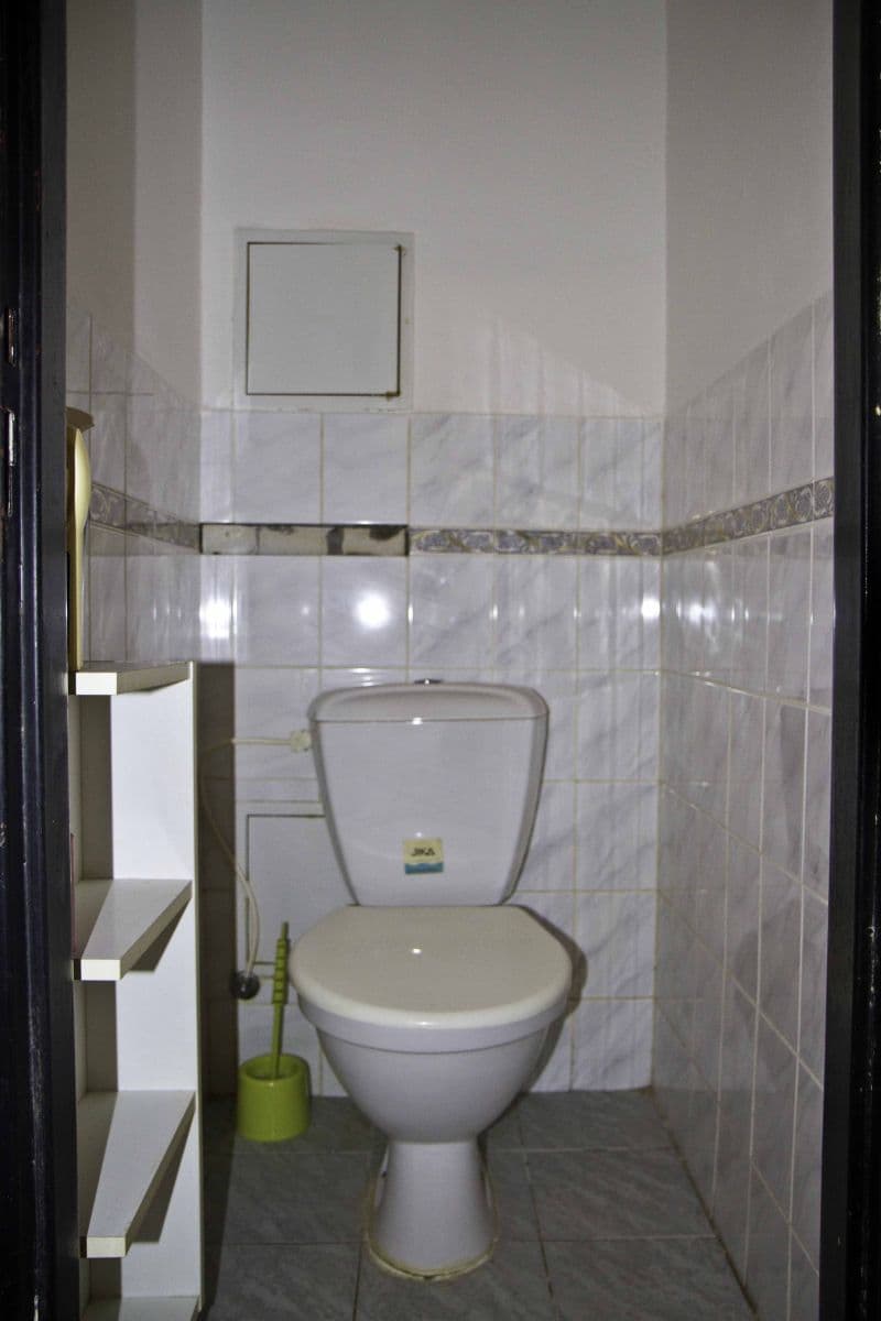 2 bedroom flat to rent, 44 m², Holandská, Kladno, Středočeský Region 2 bedroom flat to rent, 44 m², Holandská, Kladno, Středočeský Region