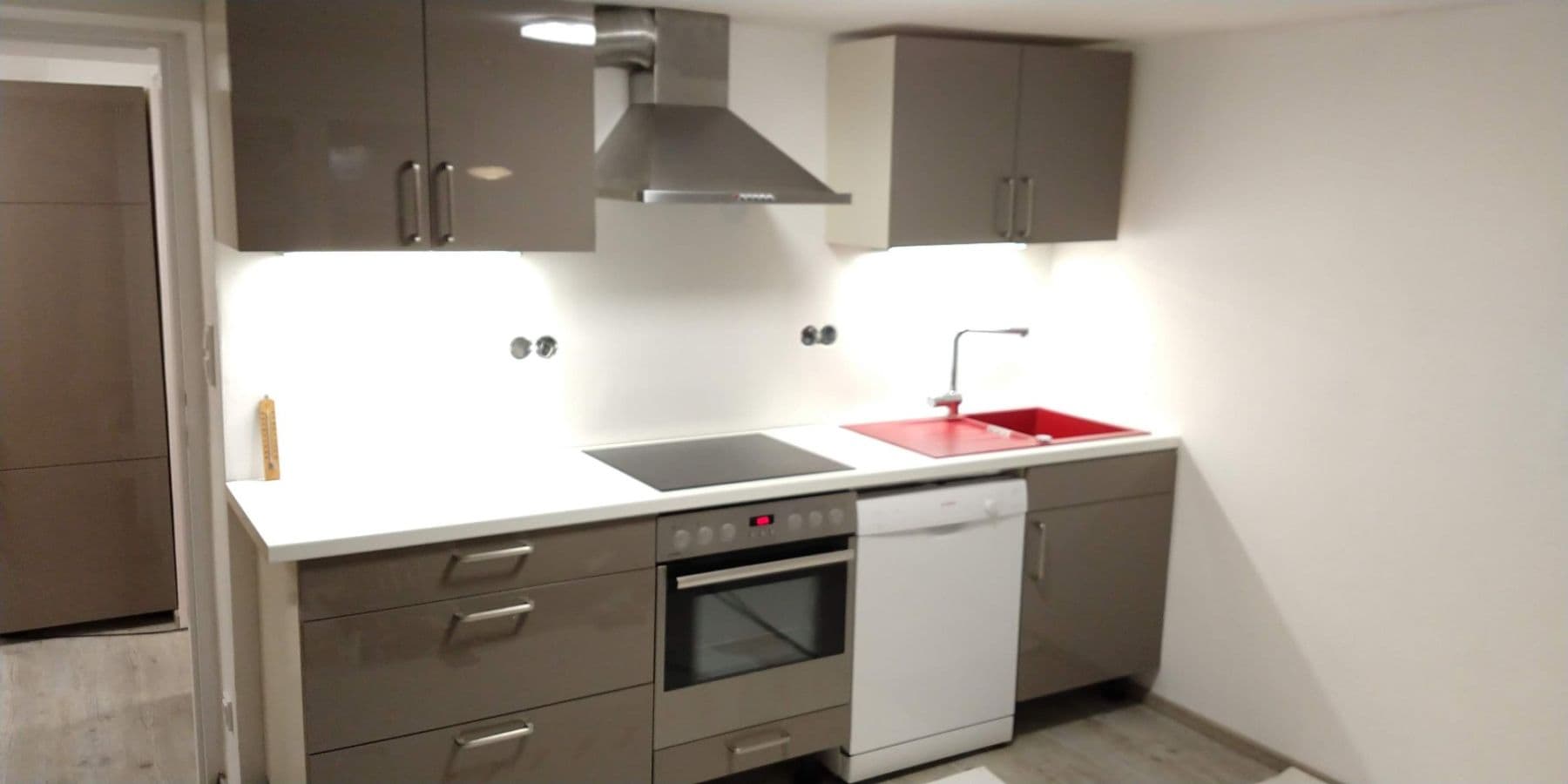 1 bedroom with open-plan kitchen flat to rent, 50 m², Květová, Prague, Prague 1 bedroom with open-plan kitchen flat to rent, 50 m², Květová, Prague, Prague