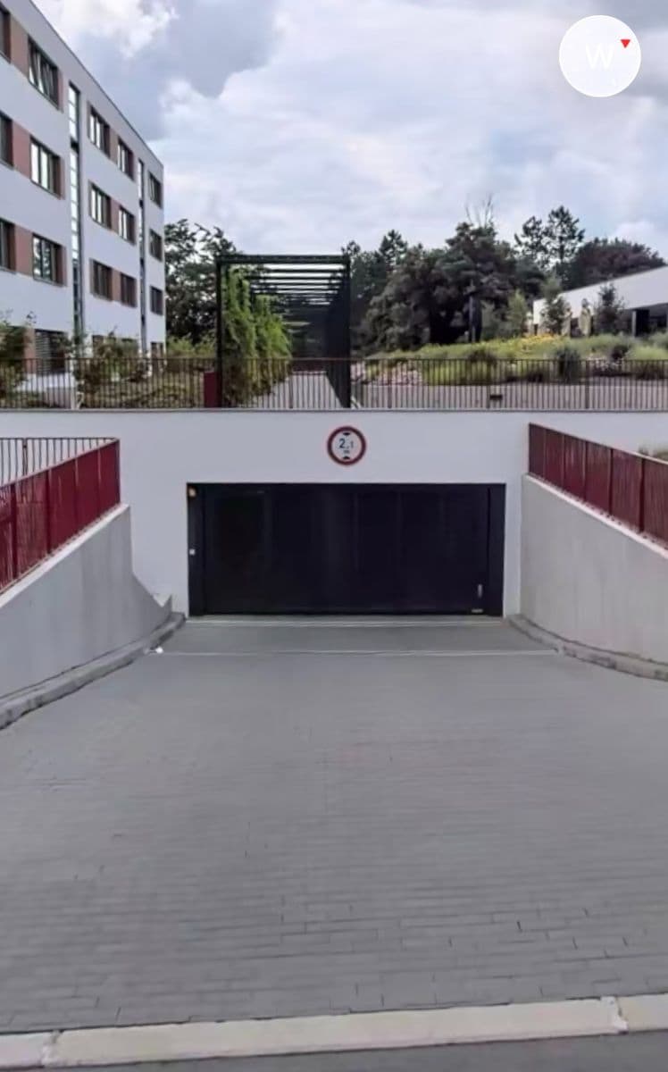 garage to rent, 13 m², Fillova, Brno, Jihomoravský Region garage to rent, 13 m², Fillova, Brno, Jihomoravský Region