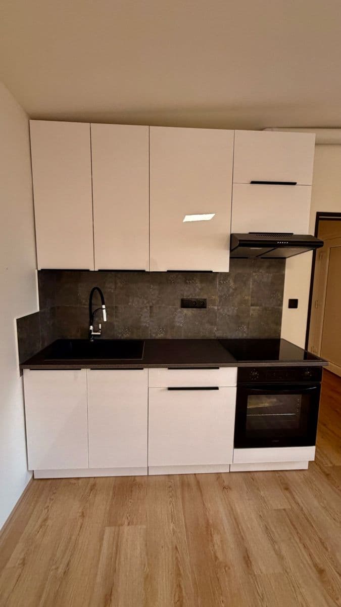 Studio flat to rent, 28 m², Pokorného, Prague, Prague Studio flat to rent, 28 m², Pokorného, Prague, Prague