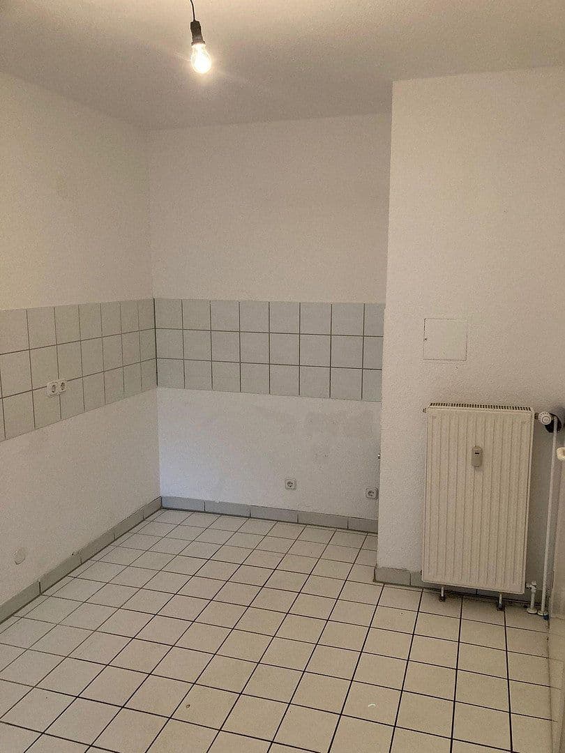 4 bedroom flat to rent, 102 m², Markusstr. 9, Niederkassel, North Rhine-Westphalia 4 bedroom flat to rent, 102 m², Markusstr. 9, Niederkassel, North Rhine-Westphalia