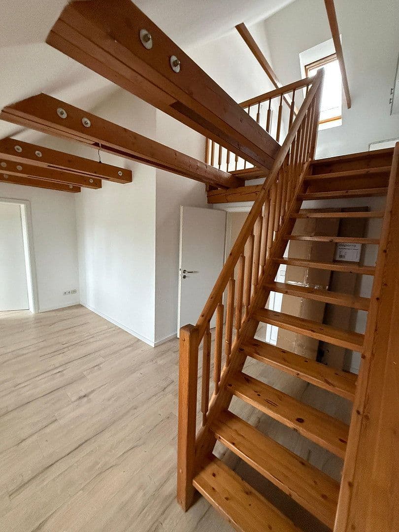 2 bedroom with open-plan kitchen flat to rent, 76 m², Neumarkt 9, Lichtenstein/Sachsen, Saxony 2 bedroom with open-plan kitchen flat to rent, 76 m², Neumarkt 9, Lichtenstein/Sachsen, Saxony