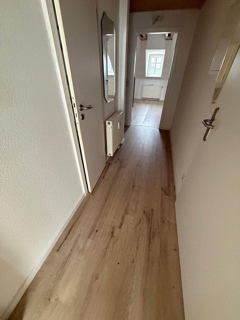 2 bedroom with open-plan kitchen flat to rent, 76 m², Neumarkt 9, Lichtenstein/Sachsen, Saxony 2 bedroom with open-plan kitchen flat to rent, 76 m², Neumarkt 9, Lichtenstein/Sachsen, Saxony