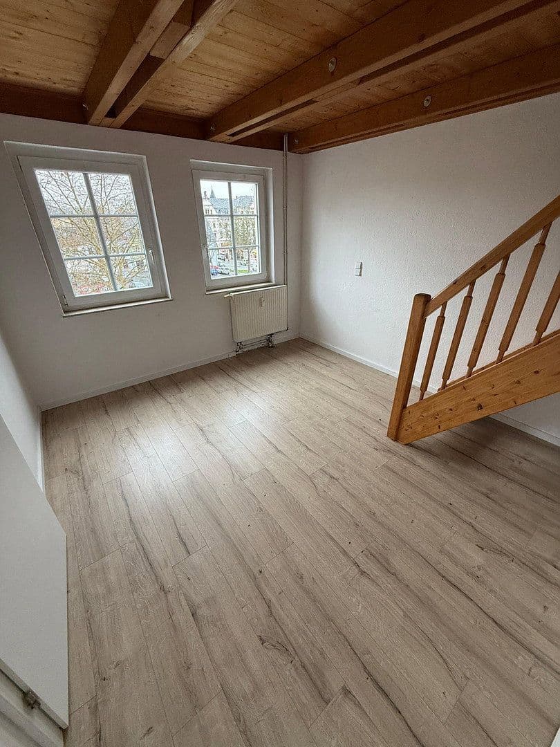 2 bedroom with open-plan kitchen flat to rent, 76 m², Neumarkt 9, Lichtenstein/Sachsen, Saxony 2 bedroom with open-plan kitchen flat to rent, 76 m², Neumarkt 9, Lichtenstein/Sachsen, Saxony