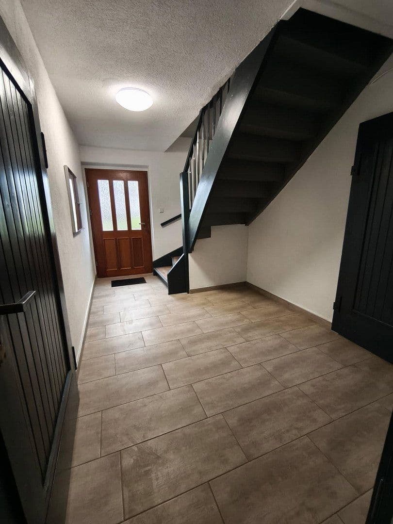 house for sale, 250 m², Bahnhofstraße 4A, Hohenmölsen, Saxony-Anhalt house for sale, 250 m², Bahnhofstraße 4A, Hohenmölsen, Saxony-Anhalt