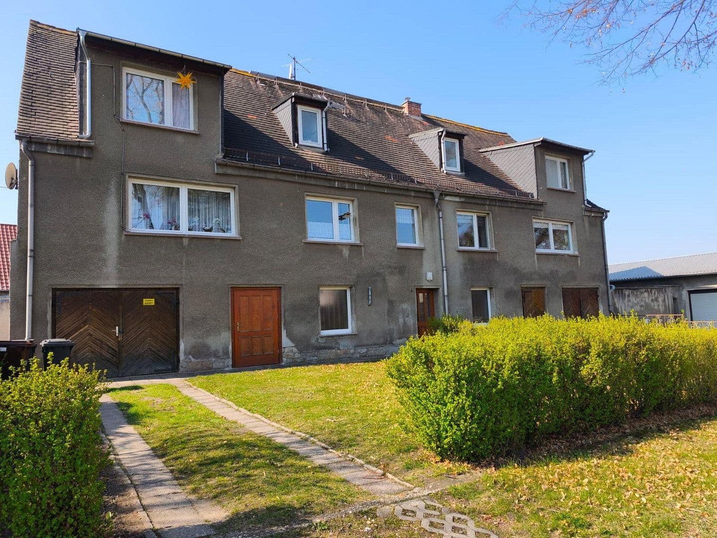 house for sale, 250 m², Bahnhofstraße 4A, Hohenmölsen, Saxony-Anhalt house for sale, 250 m², Bahnhofstraße 4A, Hohenmölsen, Saxony-Anhalt