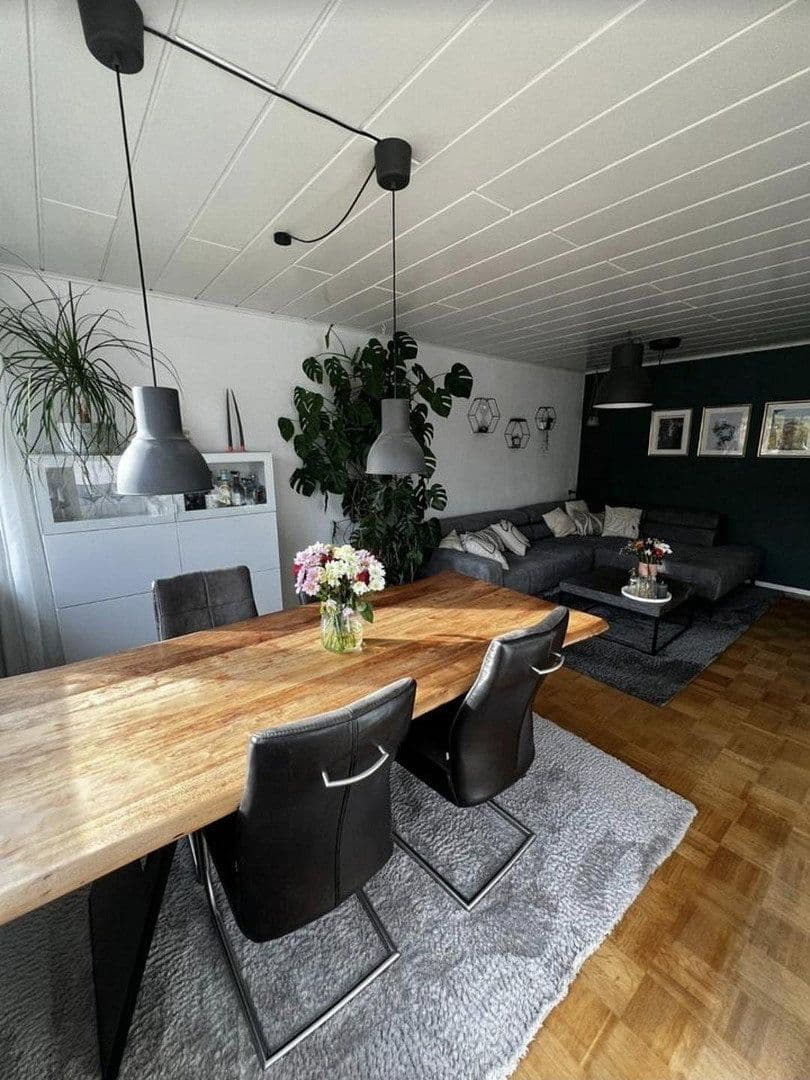 1 bedroom with open-plan kitchen flat to rent, 63 m², Tuttlingen, Baden-Württemberg 1 bedroom with open-plan kitchen flat to rent, 63 m², Tuttlingen, Baden-Württemberg