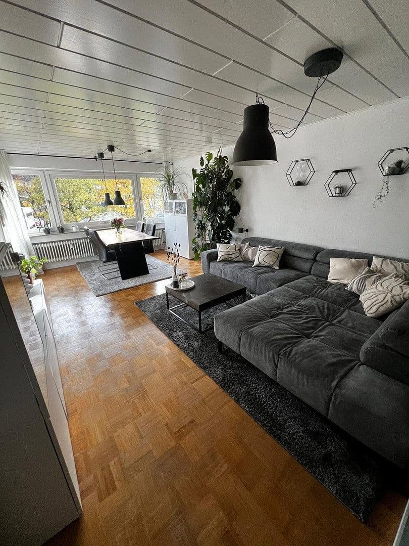 1 bedroom with open-plan kitchen flat to rent, 63 m², Tuttlingen, Baden-Württemberg 1 bedroom with open-plan kitchen flat to rent, 63 m², Tuttlingen, Baden-Württemberg