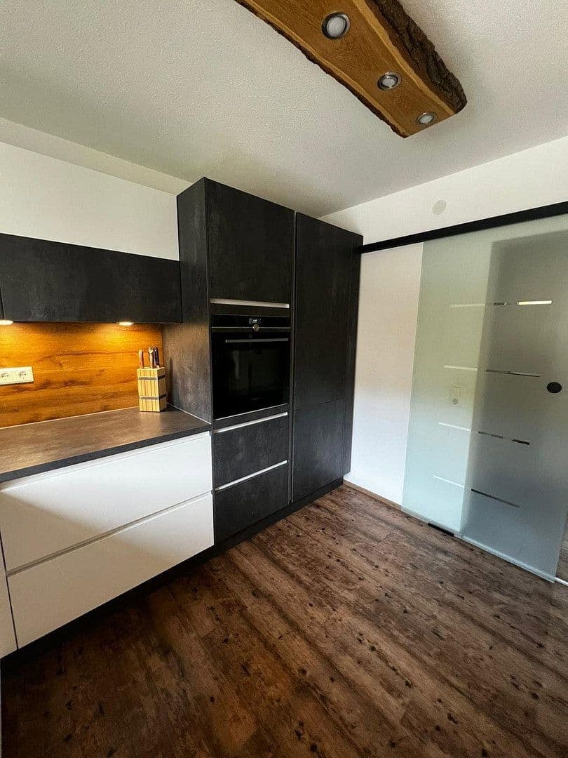 1 bedroom with open-plan kitchen flat to rent, 63 m², Tuttlingen, Baden-Württemberg 1 bedroom with open-plan kitchen flat to rent, 63 m², Tuttlingen, Baden-Württemberg