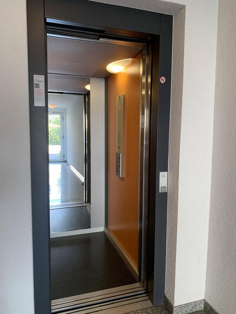 3 bedroom with open-plan kitchen flat for sale, 101 m², Remseck, Baden-Württemberg 3 bedroom with open-plan kitchen flat for sale, 101 m², Remseck, Baden-Württemberg