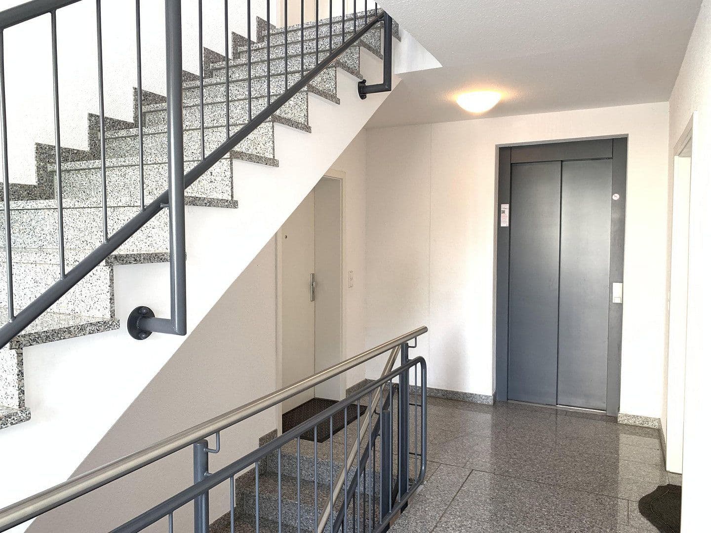 3 bedroom with open-plan kitchen flat for sale, 101 m², Remseck, Baden-Württemberg 3 bedroom with open-plan kitchen flat for sale, 101 m², Remseck, Baden-Württemberg