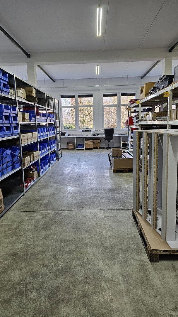 non-residential property to rent, 4,760 m², Willich, North Rhine-Westphalia non-residential property to rent, 4,760 m², Willich, North Rhine-Westphalia