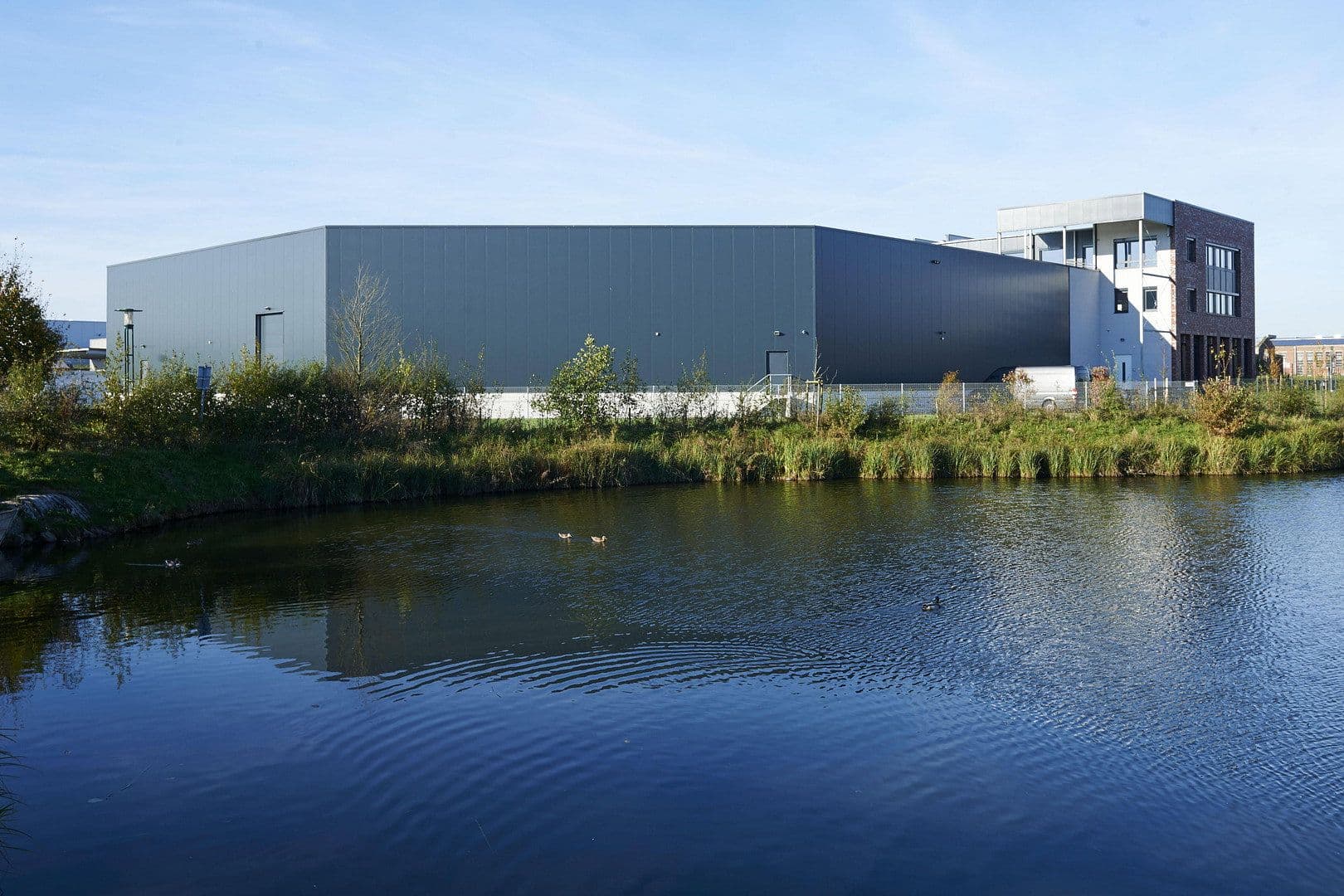 non-residential property to rent, 4,760 m², Willich, North Rhine-Westphalia non-residential property to rent, 4,760 m², Willich, North Rhine-Westphalia