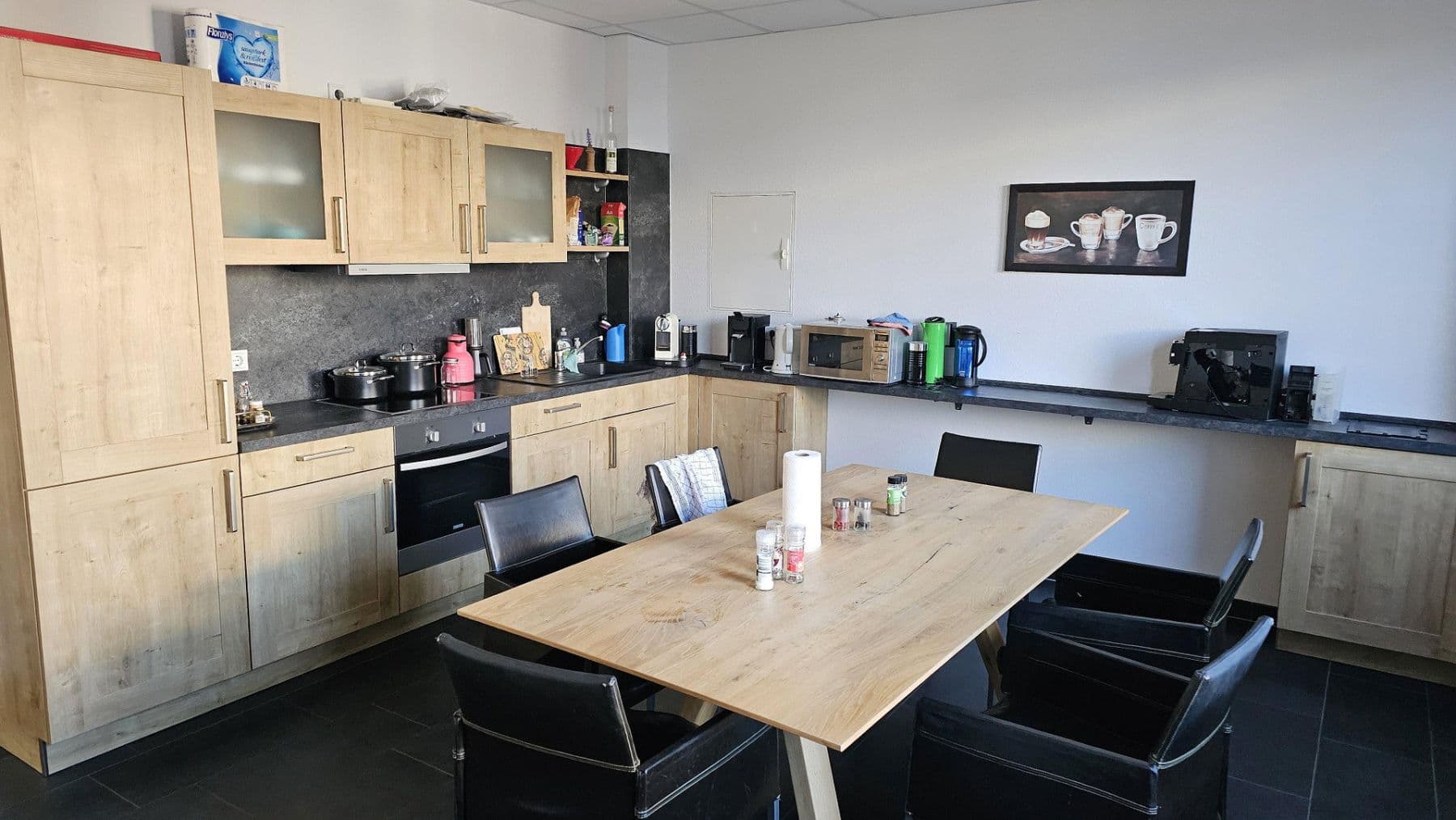 non-residential property to rent, 4,760 m², Willich, North Rhine-Westphalia non-residential property to rent, 4,760 m², Willich, North Rhine-Westphalia