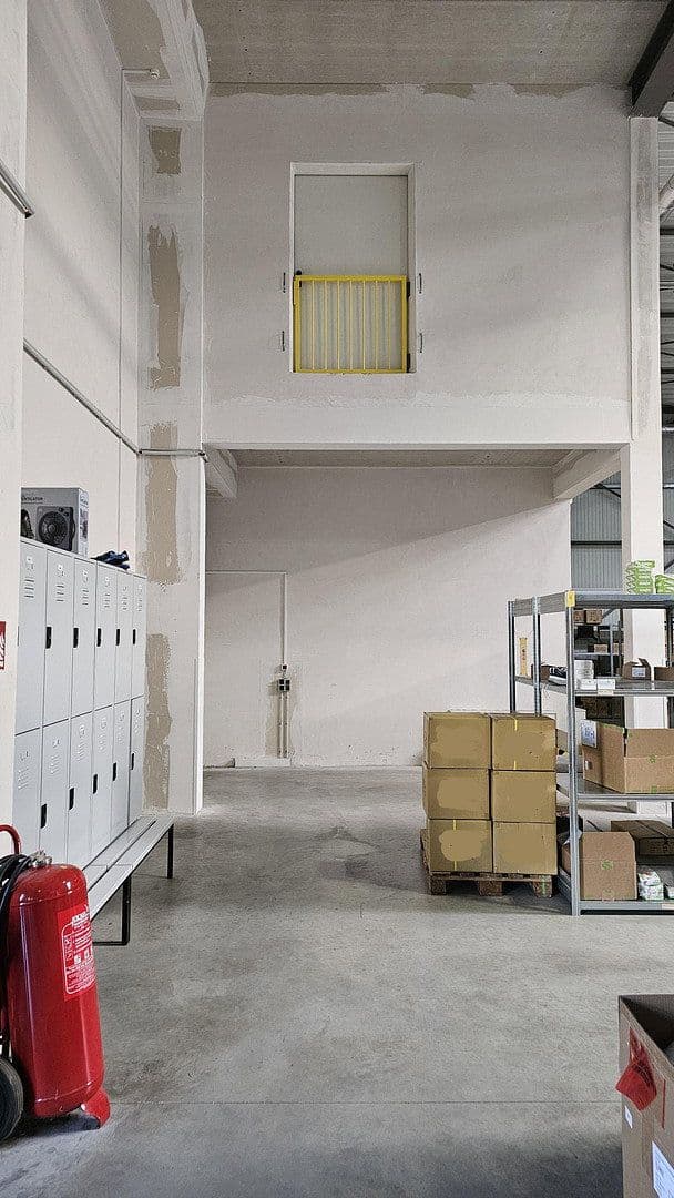 non-residential property to rent, 4,760 m², Willich, North Rhine-Westphalia non-residential property to rent, 4,760 m², Willich, North Rhine-Westphalia