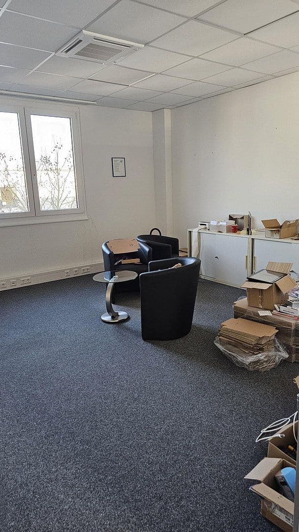 non-residential property to rent, 4,760 m², Willich, North Rhine-Westphalia non-residential property to rent, 4,760 m², Willich, North Rhine-Westphalia