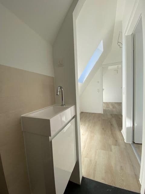 2 bedroom with open-plan kitchen flat to rent, 85 m², Schmalestr.1, Wiernsheim, Baden-Württemberg 2 bedroom with open-plan kitchen flat to rent, 85 m², Schmalestr.1, Wiernsheim, Baden-Württemberg