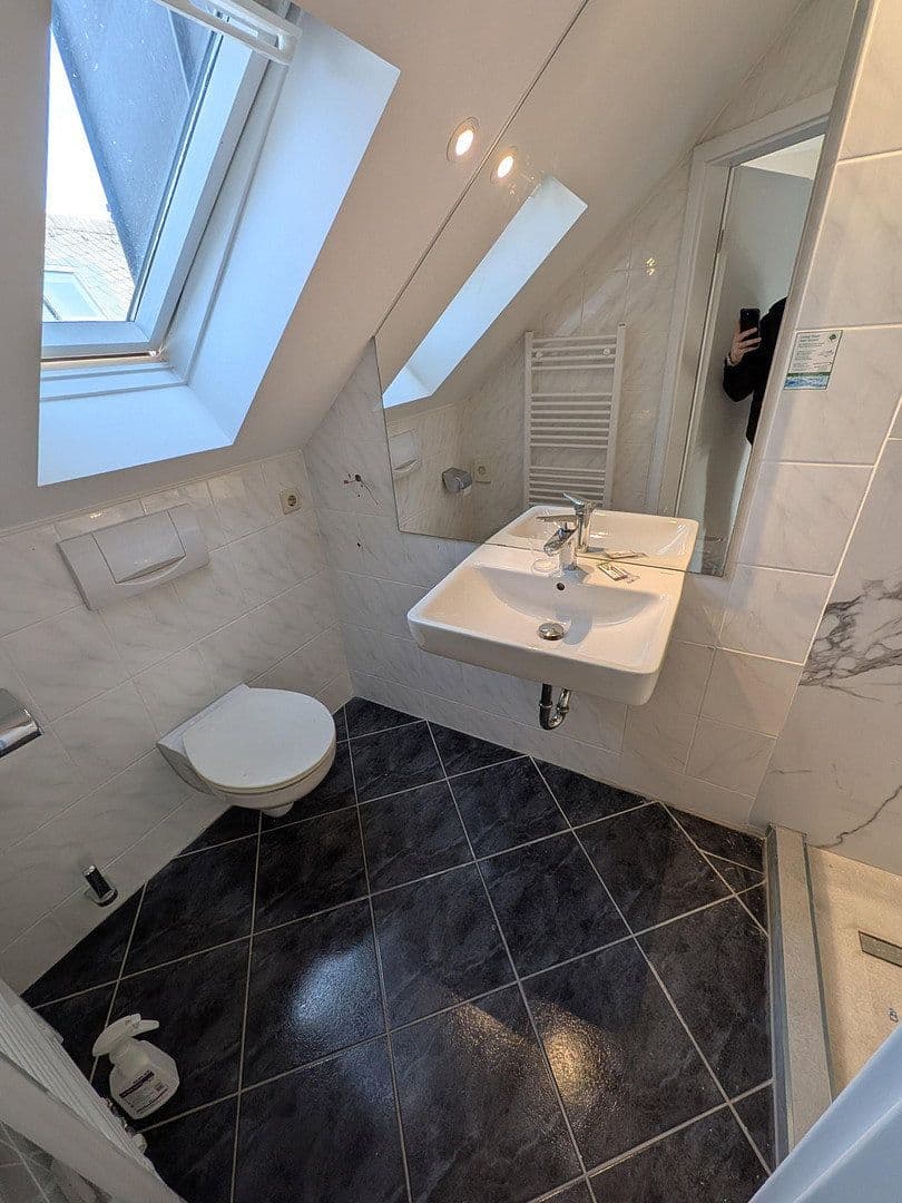 4 bedroom flat to rent, 108 m², Schmidtstraße 8, Rüdesheim am Rhein, Hesse 4 bedroom flat to rent, 108 m², Schmidtstraße 8, Rüdesheim am Rhein, Hesse