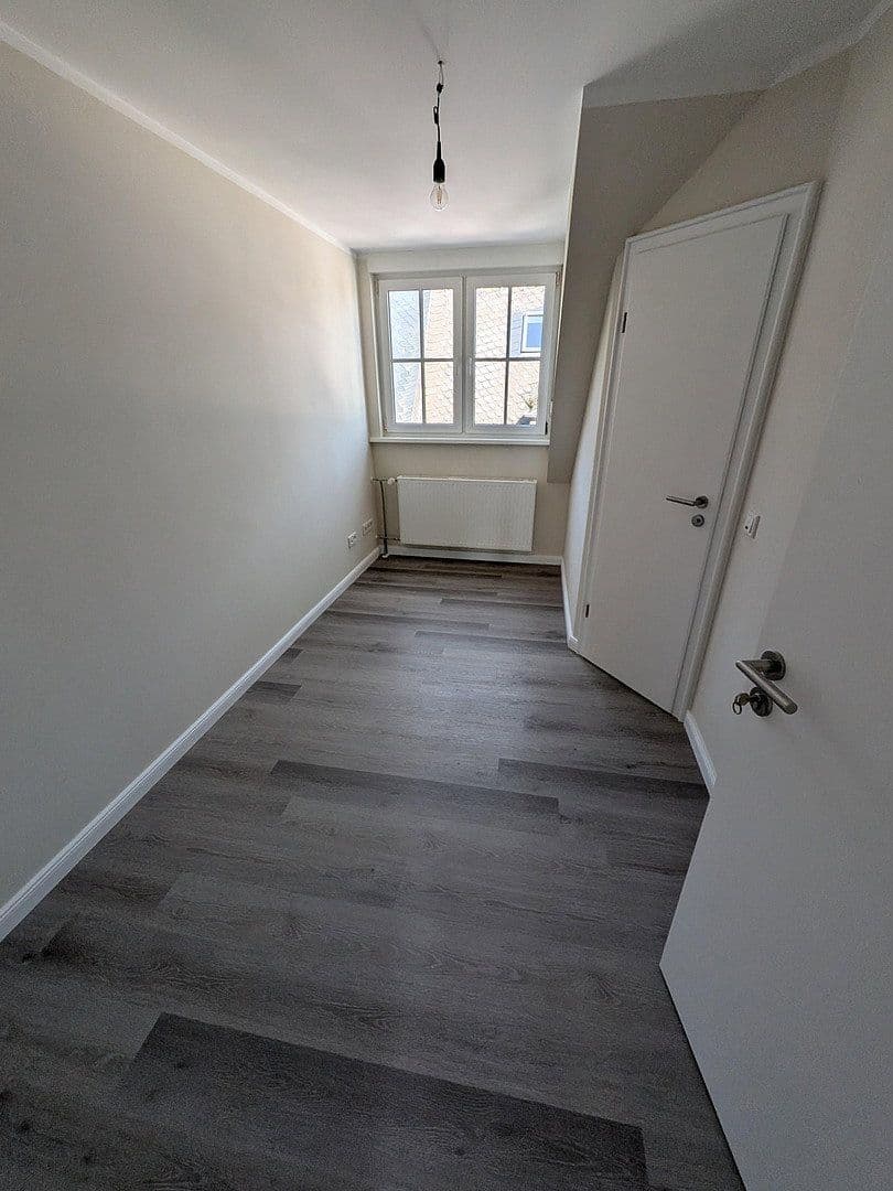 4 bedroom flat to rent, 108 m², Schmidtstraße 8, Rüdesheim am Rhein, Hesse 4 bedroom flat to rent, 108 m², Schmidtstraße 8, Rüdesheim am Rhein, Hesse