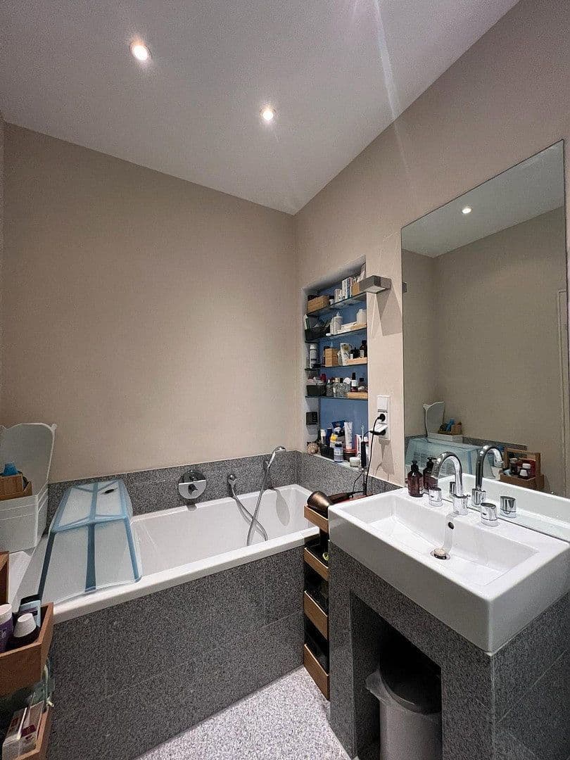 1 bedroom with open-plan kitchen flat to rent, 95 m², Moltkestraße 127, Köln, North Rhine-Westphalia 1 bedroom with open-plan kitchen flat to rent, 95 m², Moltkestraße 127, Köln, North Rhine-Westphalia