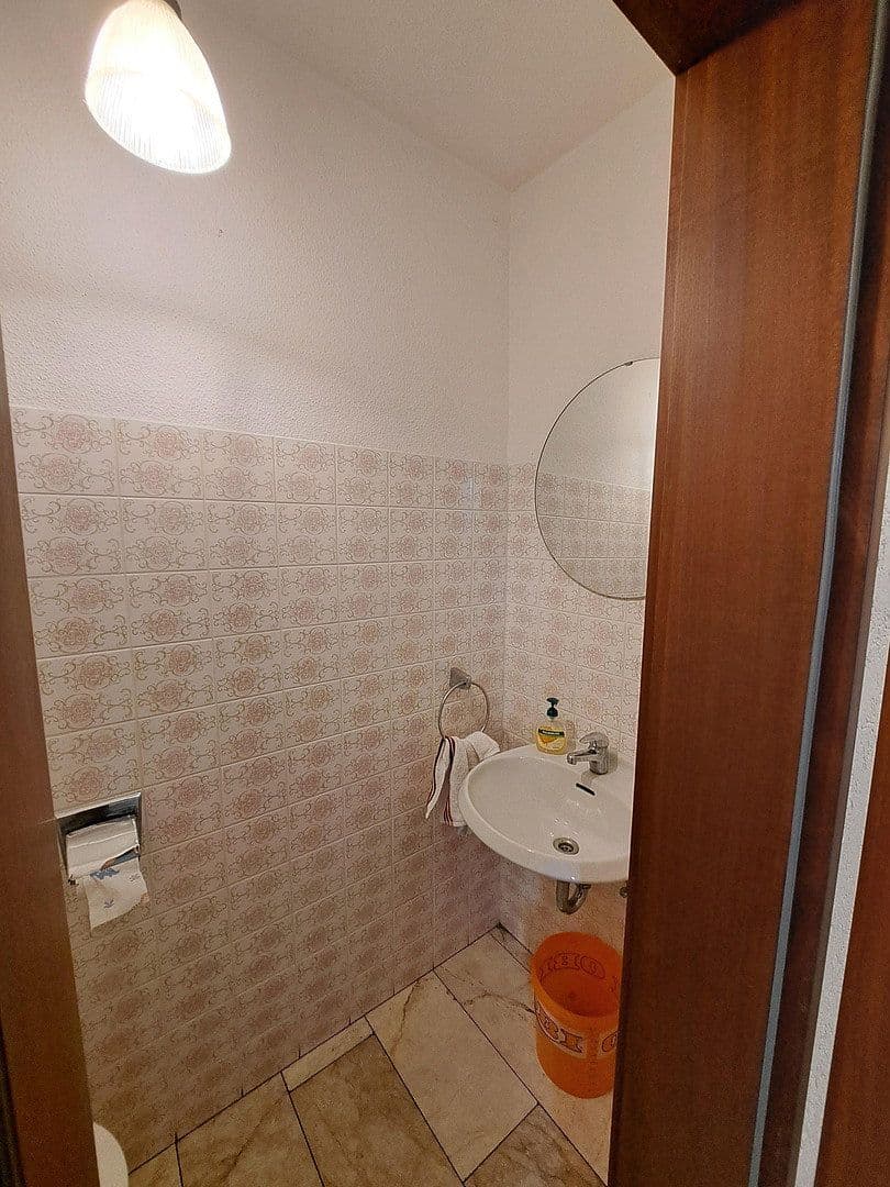 house for sale, 135 m², Niederkassel, North Rhine-Westphalia house for sale, 135 m², Niederkassel, North Rhine-Westphalia