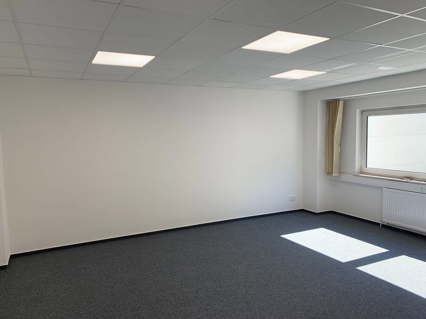 office to rent, 210 m², Rapsacker 13c, Lübeck, Schleswig-Holstein office to rent, 210 m², Rapsacker 13c, Lübeck, Schleswig-Holstein