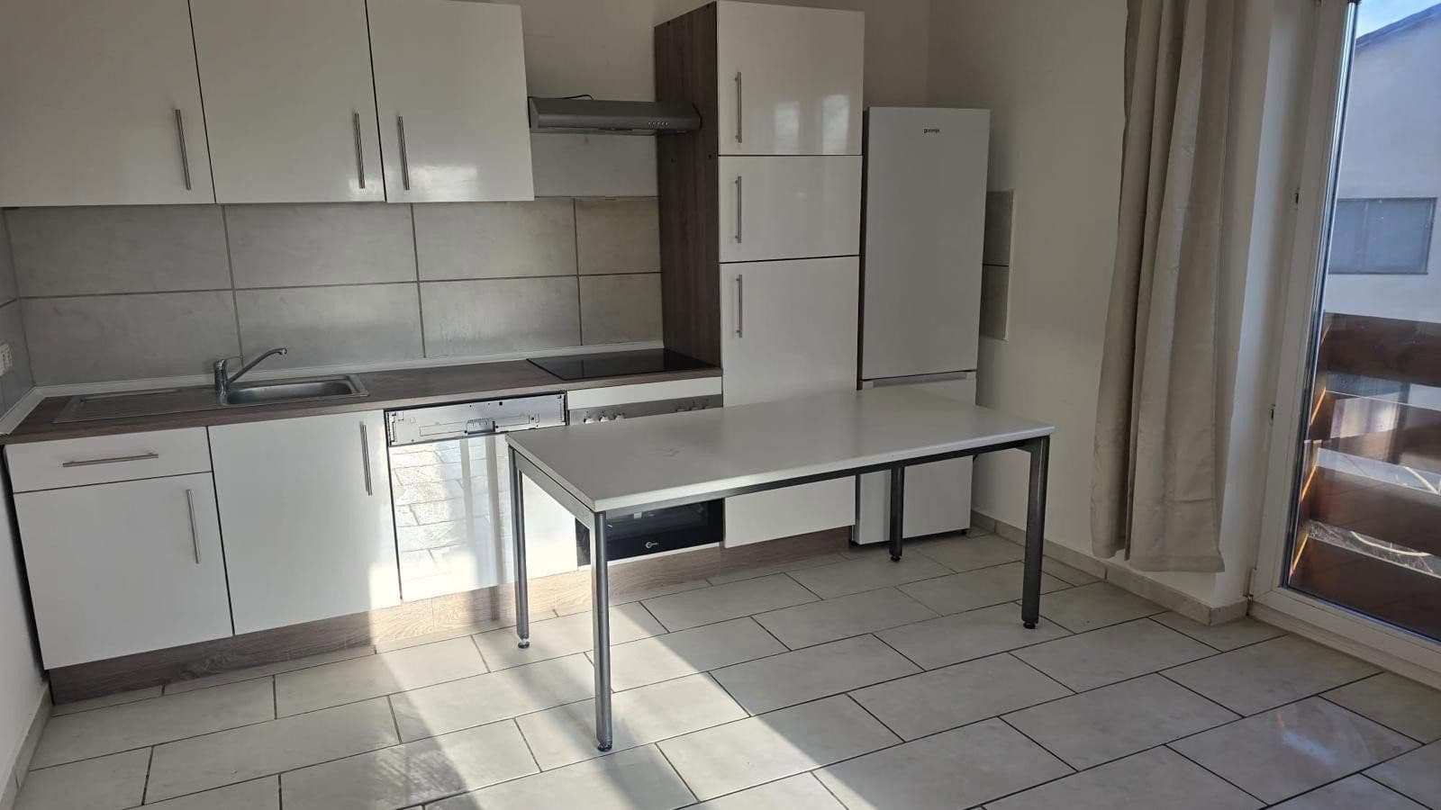 house to rent, 175 m², Bahnhof Strasse 25, Dingolfing, Bavaria house to rent, 175 m², Bahnhof Strasse 25, Dingolfing, Bavaria