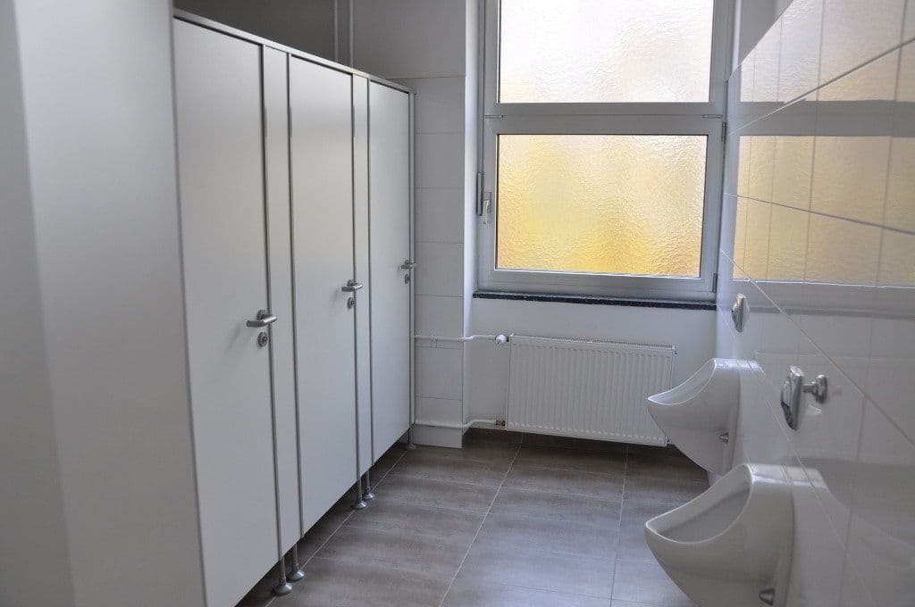 office to rent, 2,000 m², Nagold, Baden-Württemberg office to rent, 2,000 m², Nagold, Baden-Württemberg