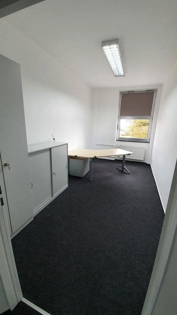 office to rent, 2,000 m², Nagold, Baden-Württemberg office to rent, 2,000 m², Nagold, Baden-Württemberg