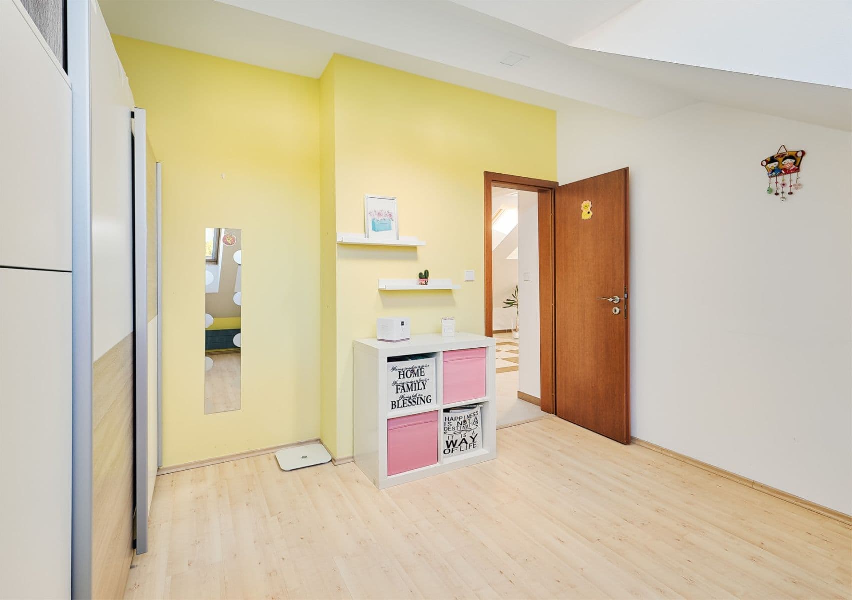 2 bedroom with open-plan kitchen flat for sale, 80 m², Stochovská, Prague, Prague 2 bedroom with open-plan kitchen flat for sale, 80 m², Stochovská, Prague, Prague