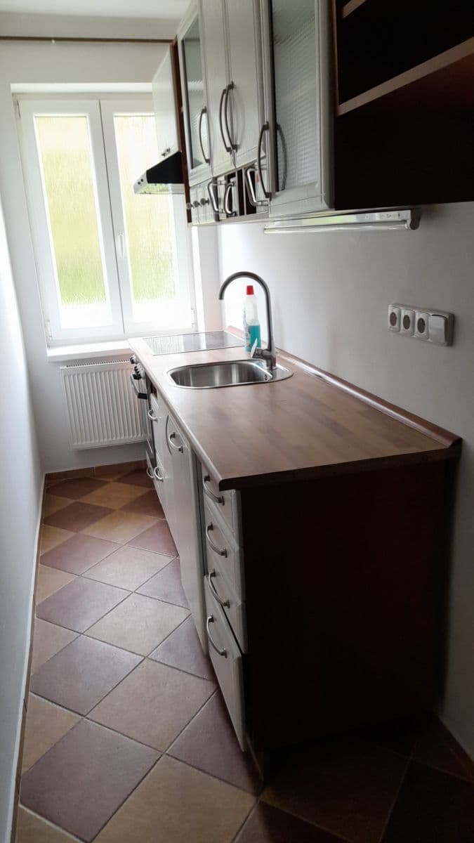 2 bedroom flat to rent, 42 m², Štefánikova, Louny, Ústecký Region 2 bedroom flat to rent, 42 m², Štefánikova, Louny, Ústecký Region