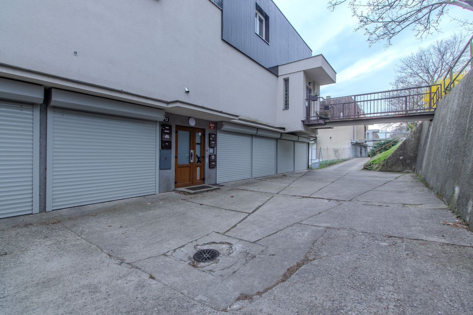 Studio flat to rent, 64 m², Nad Výšinkou, Prague, Prague Studio flat to rent, 64 m², Nad Výšinkou, Prague, Prague