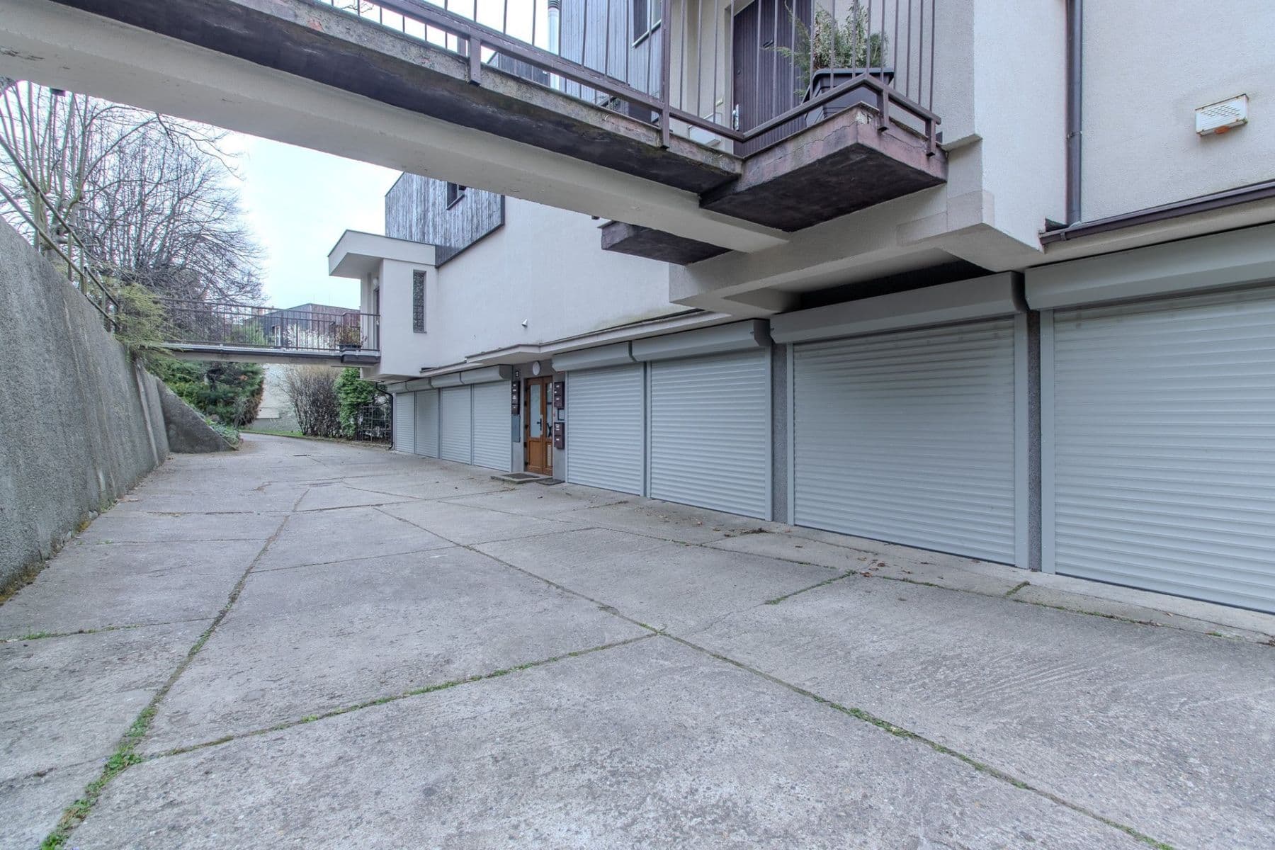 Studio flat to rent, 64 m², Nad Výšinkou, Prague, Prague Studio flat to rent, 64 m², Nad Výšinkou, Prague, Prague