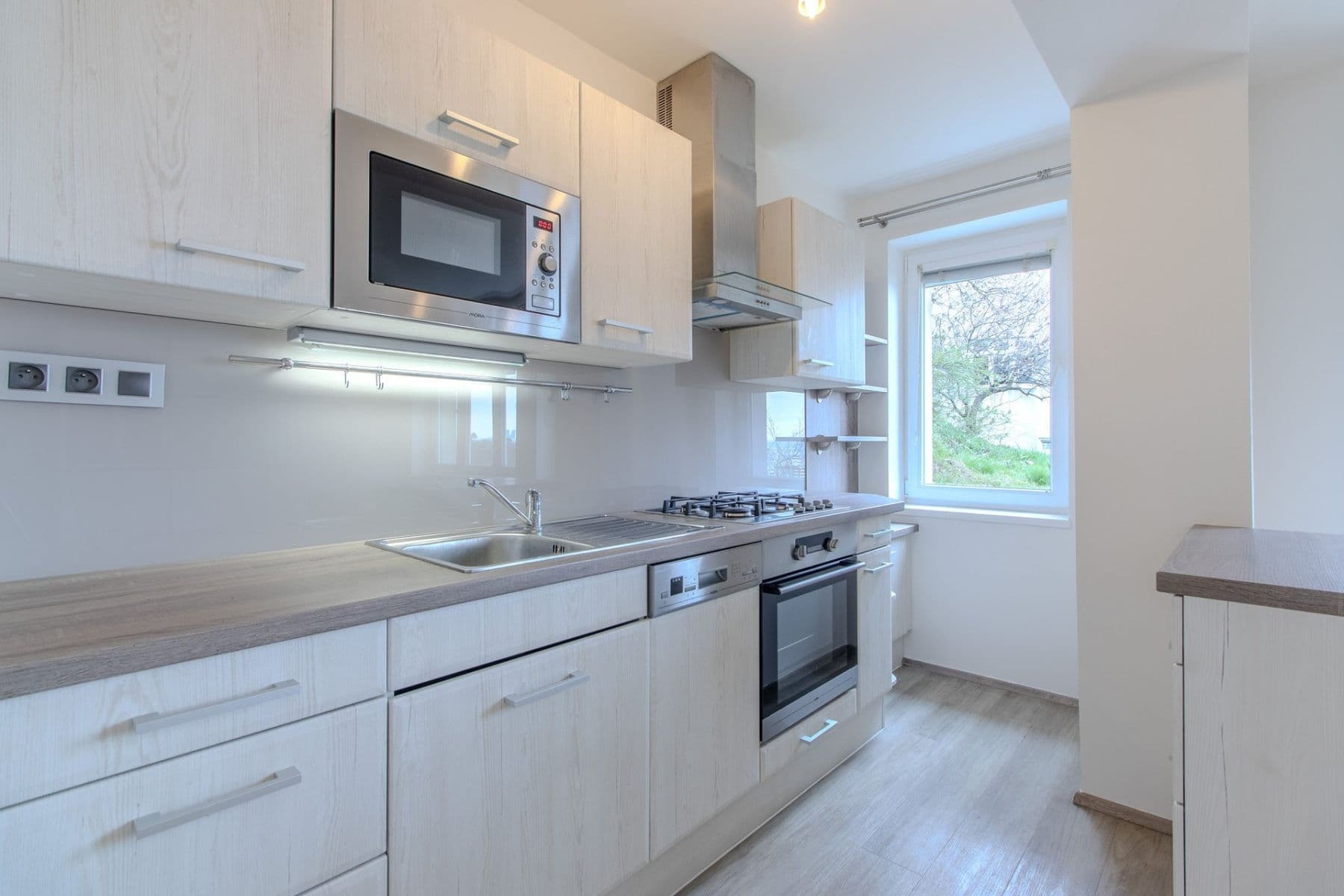 Studio flat to rent, 64 m², Nad Výšinkou, Prague, Prague Studio flat to rent, 64 m², Nad Výšinkou, Prague, Prague