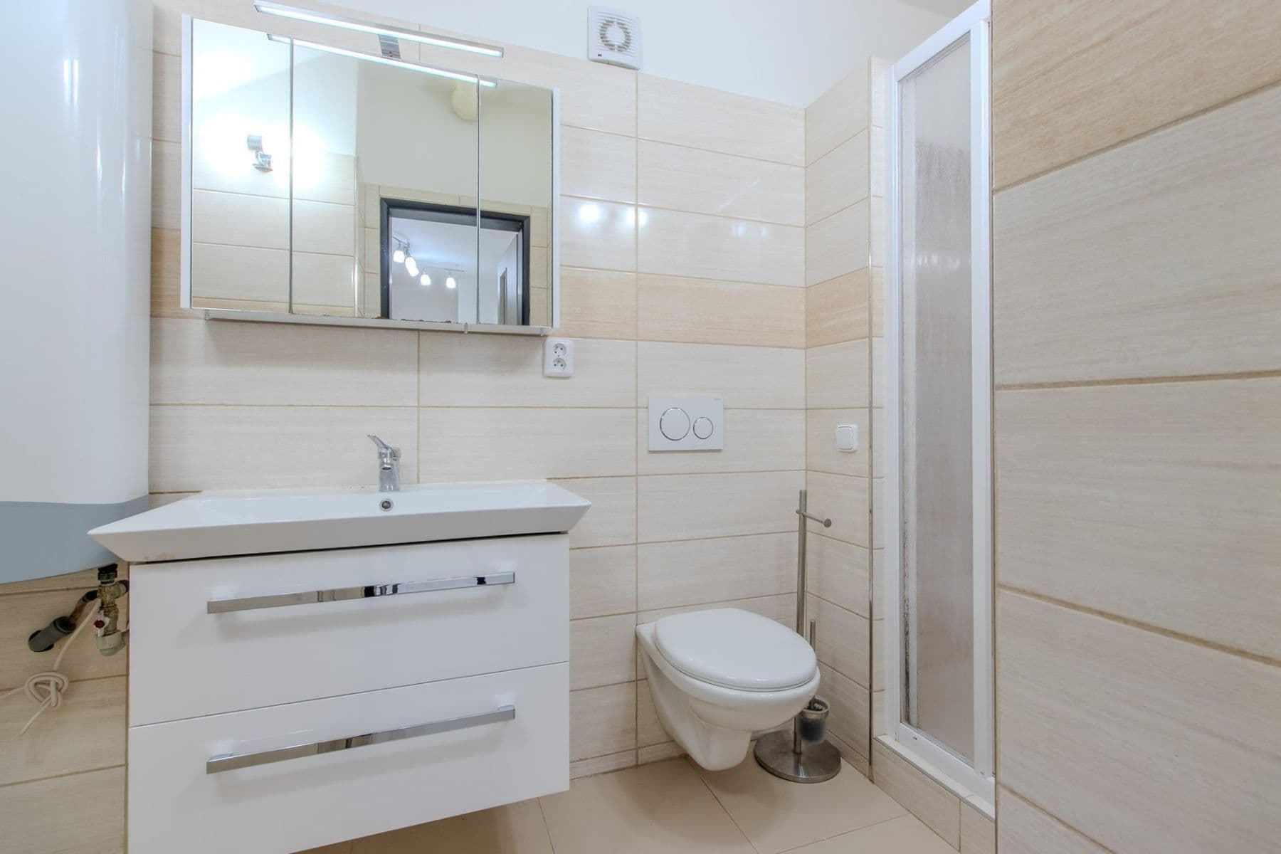 Studio flat to rent, 64 m², Nad Výšinkou, Prague, Prague Studio flat to rent, 64 m², Nad Výšinkou, Prague, Prague