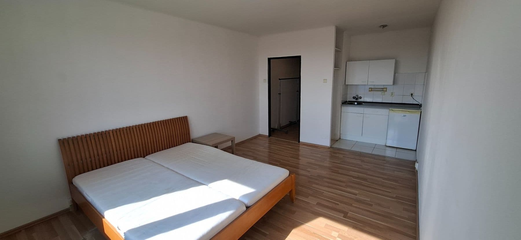 Small studio flat for sale, 28 m², Hlavatého, Prague, Prague Small studio flat for sale, 28 m², Hlavatého, Prague, Prague
