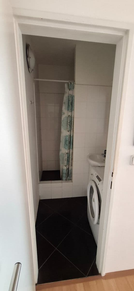 Small studio flat for sale, 28 m², Hlavatého, Prague, Prague Small studio flat for sale, 28 m², Hlavatého, Prague, Prague