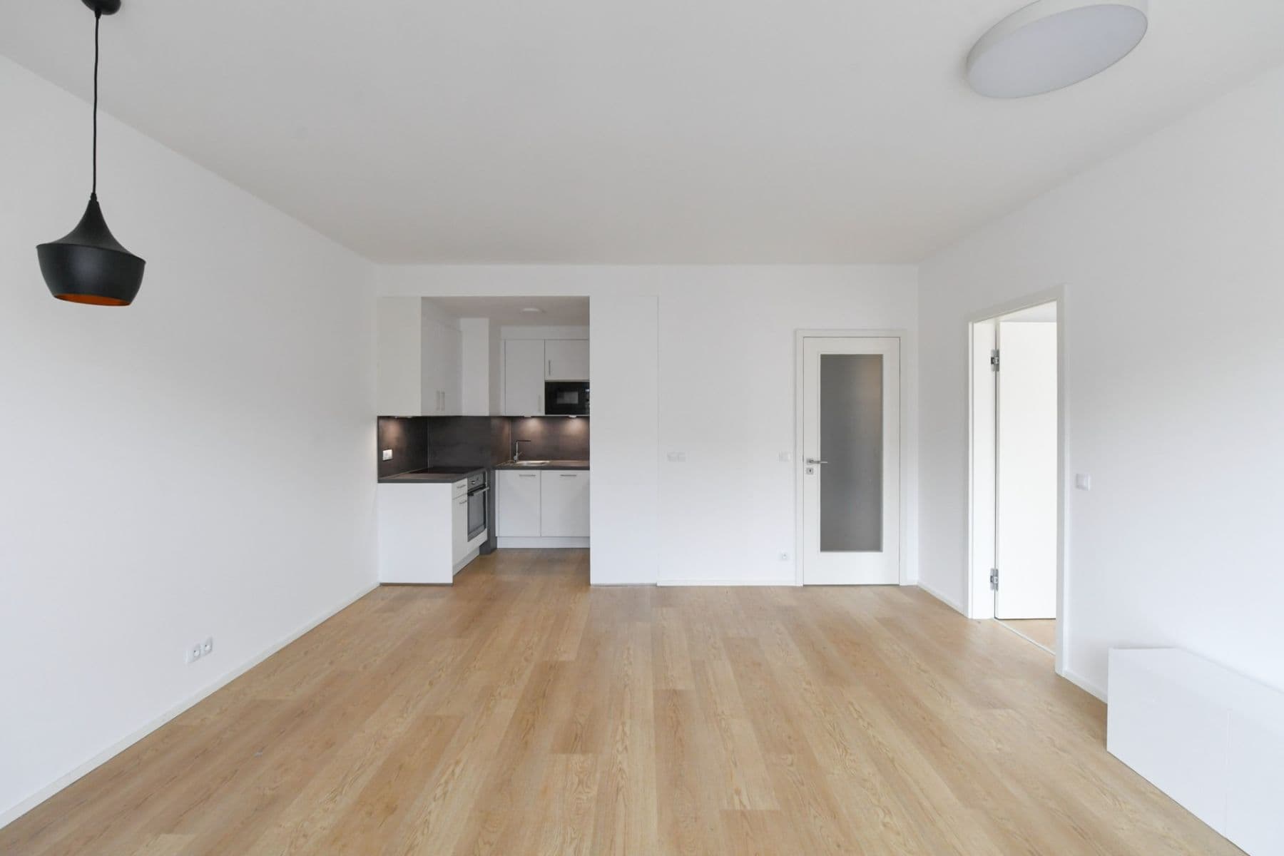 1 bedroom with open-plan kitchen flat to rent, 59 m², Michelská, Prague, Prague 1 bedroom with open-plan kitchen flat to rent, 59 m², Michelská, Prague, Prague