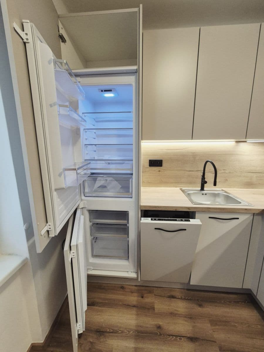 2 bedroom flat to rent, 56 m², Buková, Prague, Prague 2 bedroom flat to rent, 56 m², Buková, Prague, Prague