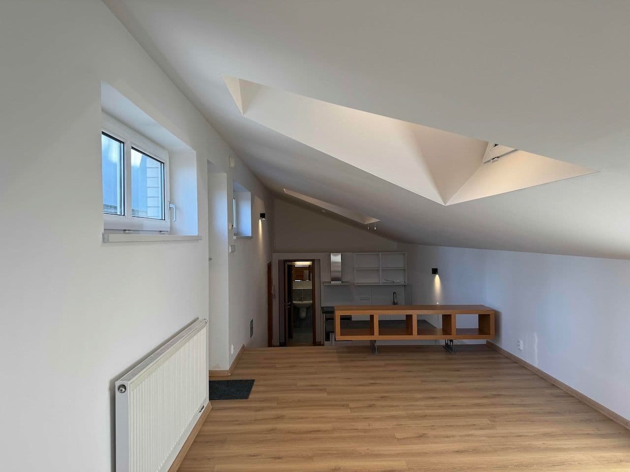 Studio flat to rent, 46 m², Pod Kesnerkou, Prague, Prague Studio flat to rent, 46 m², Pod Kesnerkou, Prague, Prague