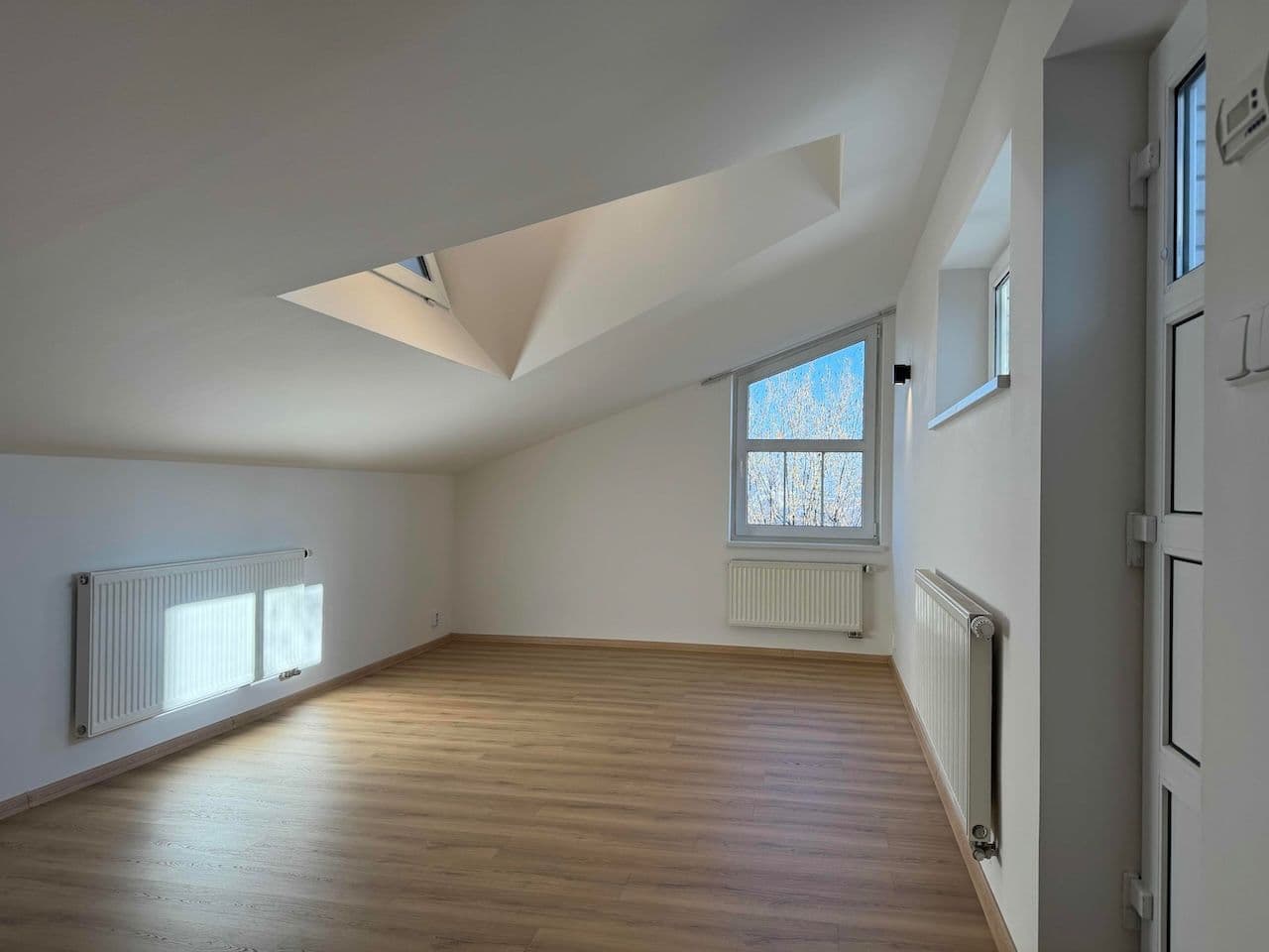 Studio flat to rent, 46 m², Pod Kesnerkou, Prague, Prague Studio flat to rent, 46 m², Pod Kesnerkou, Prague, Prague