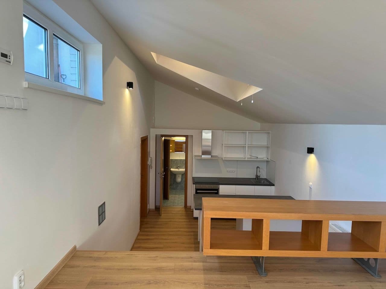 Studio flat to rent, 46 m², Pod Kesnerkou, Prague, Prague Studio flat to rent, 46 m², Pod Kesnerkou, Prague, Prague