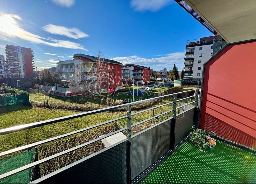 2 bedroom with open-plan kitchen flat for sale, 75 m², Škrábkových, Prague, Prague 2 bedroom with open-plan kitchen flat for sale, 75 m², Škrábkových, Prague, Prague