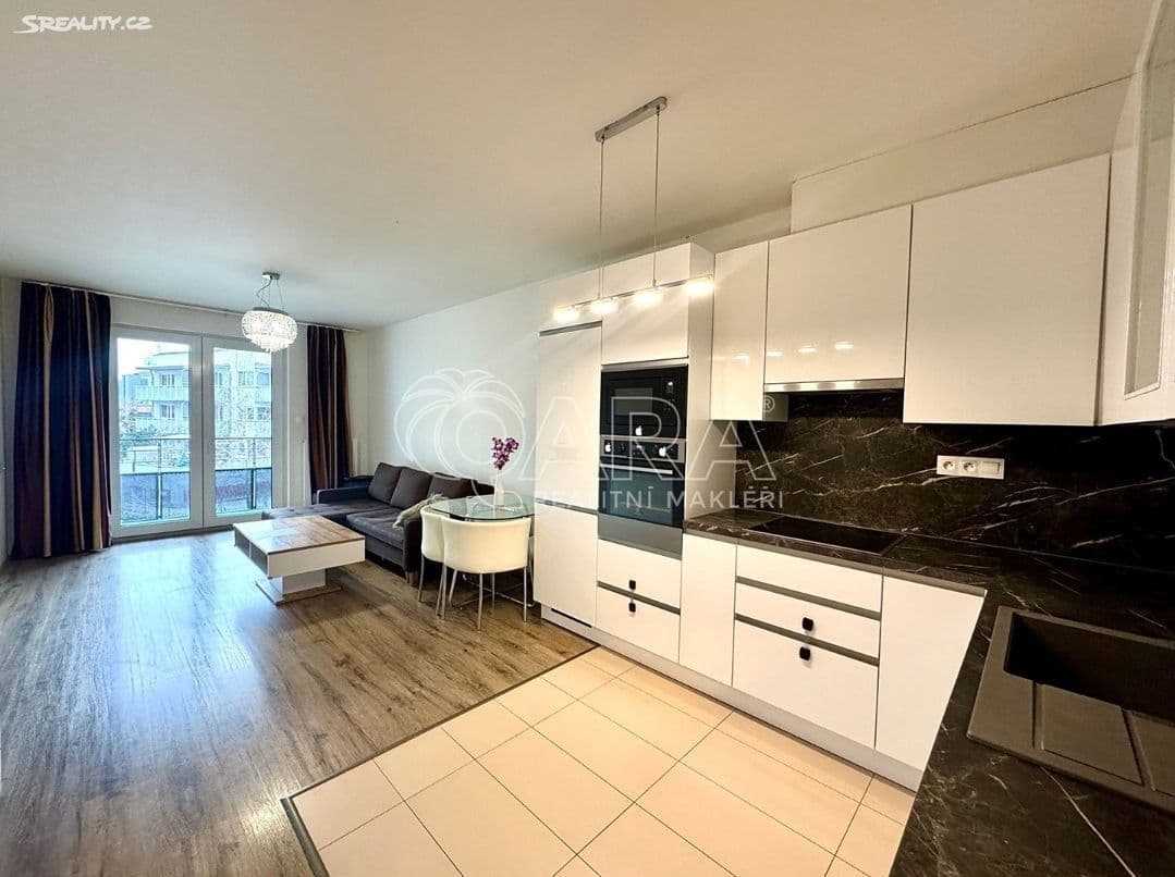 2 bedroom with open-plan kitchen flat for sale, 75 m², Škrábkových, Prague, Prague 2 bedroom with open-plan kitchen flat for sale, 75 m², Škrábkových, Prague, Prague